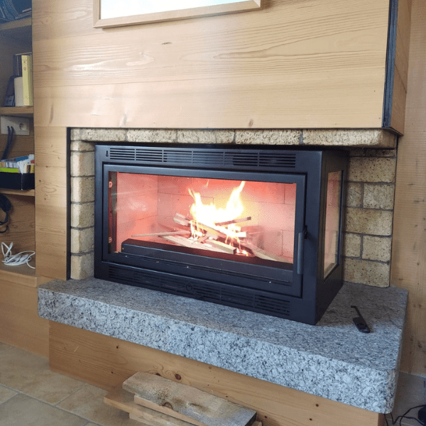 Totem Insert Latéral